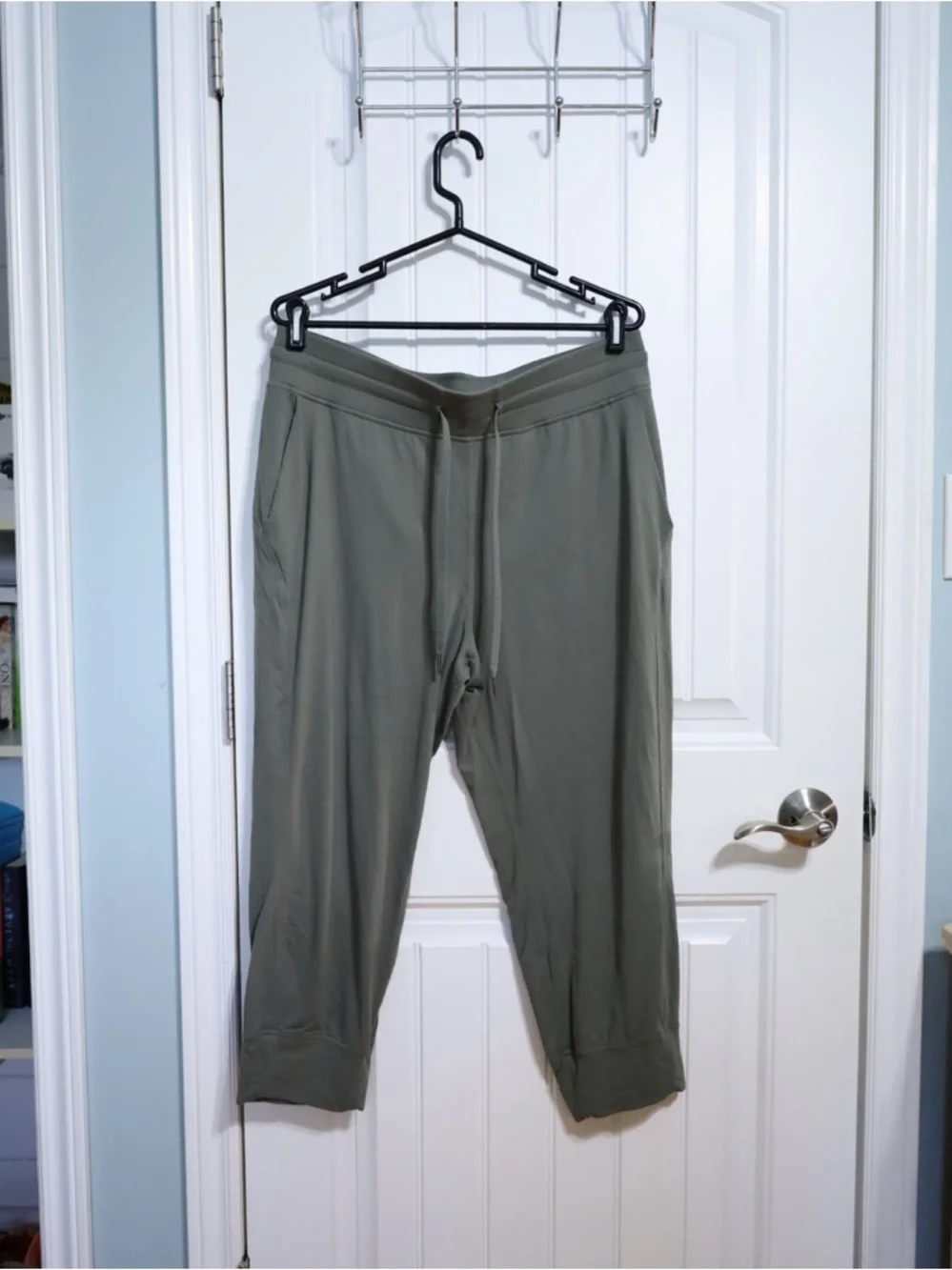 Lululemon Ready to Rulu High-Rise Cropped Jogger Grey Sage Womens Size 14 - Picture 2 of 8